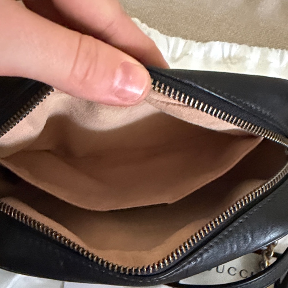 Gucci Black Marmont Small Leather Crossbody Bag - Picture 10 of 10